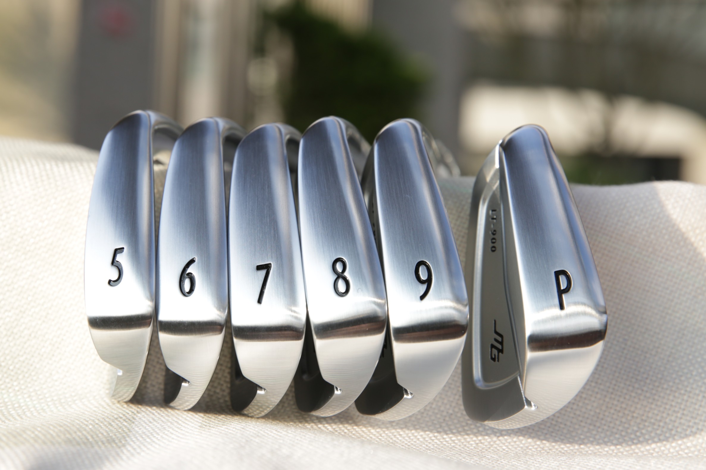 Miura LT-900 (LEFT HAND)