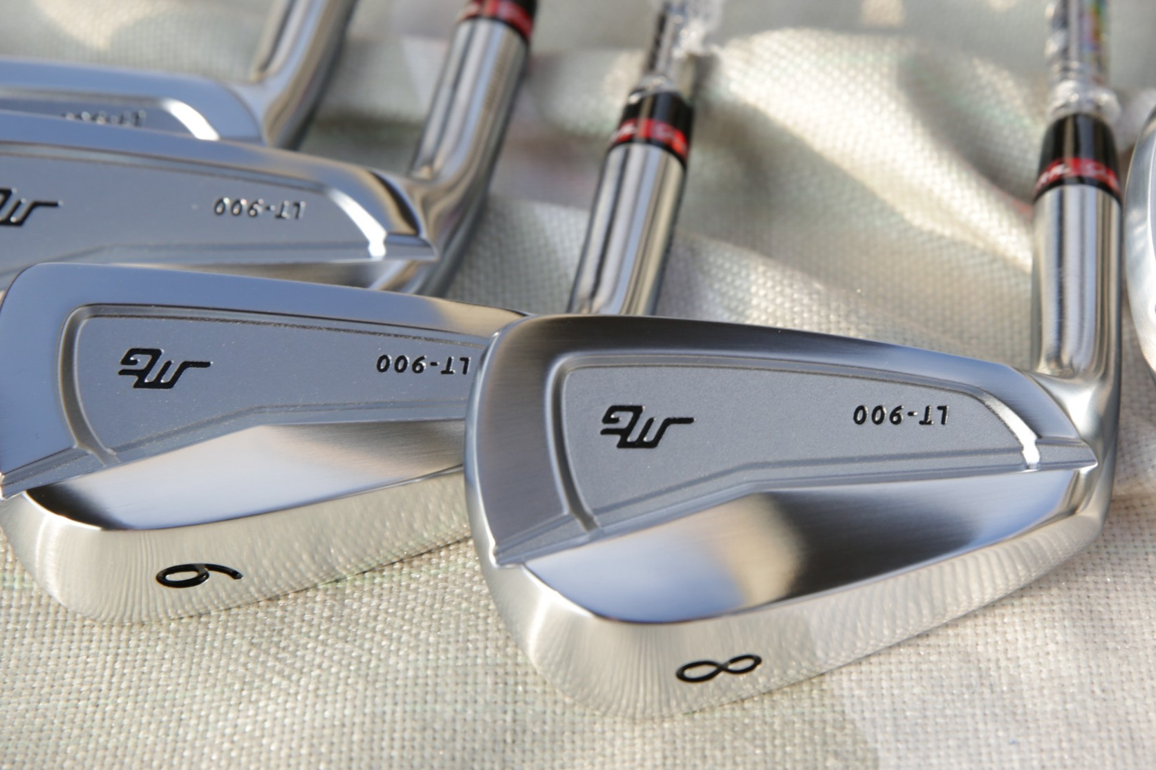 Miura LT-900 (LEFT HAND)