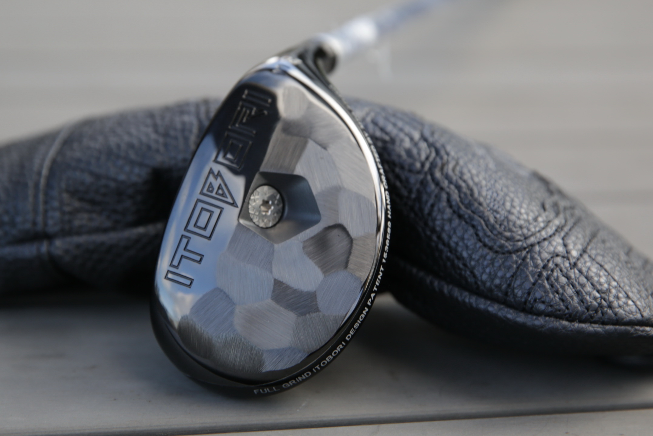 ITOBORI 一刀彫 HYBRID 2025