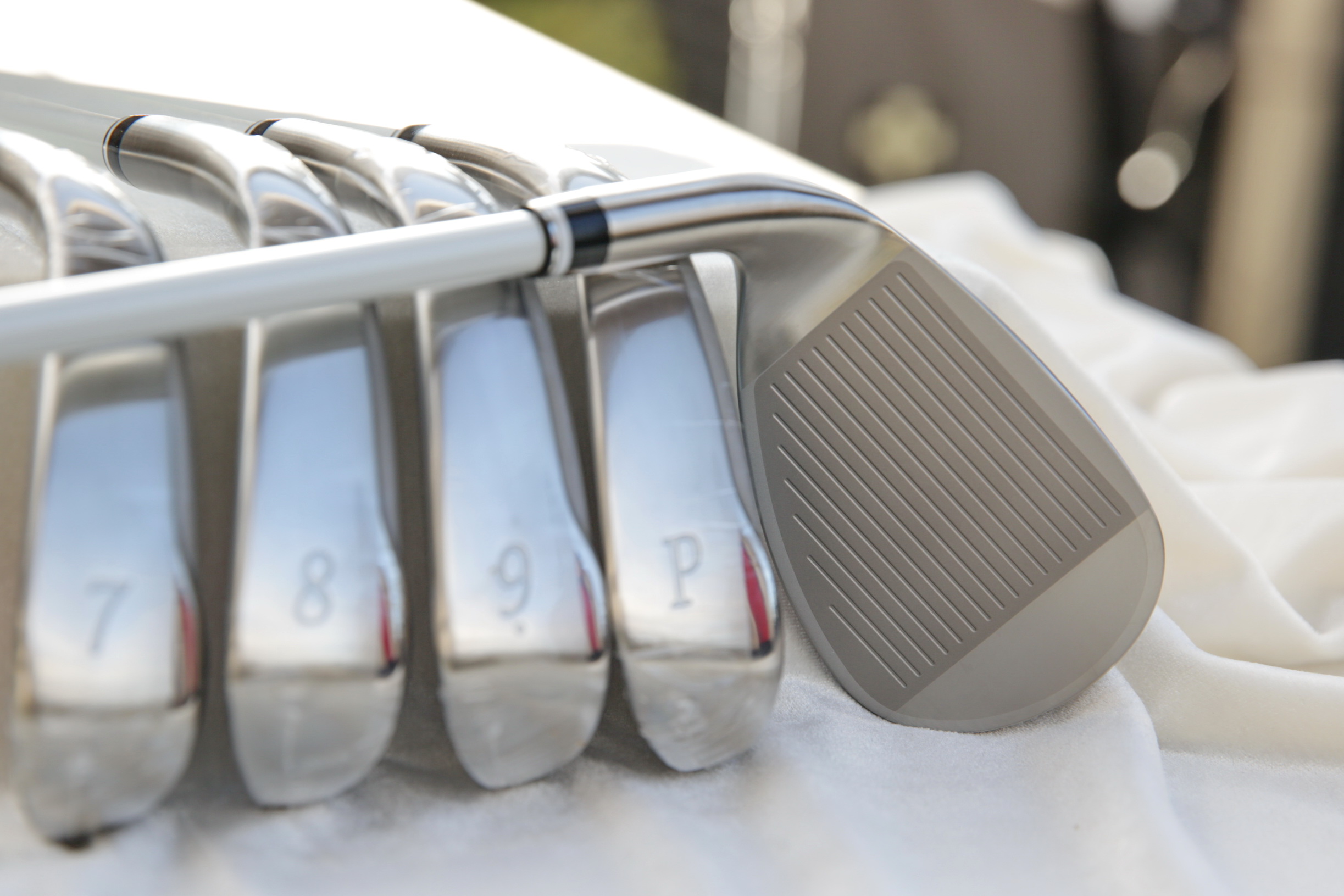 XXIO 全新款- XXIO14 女用鐵桿